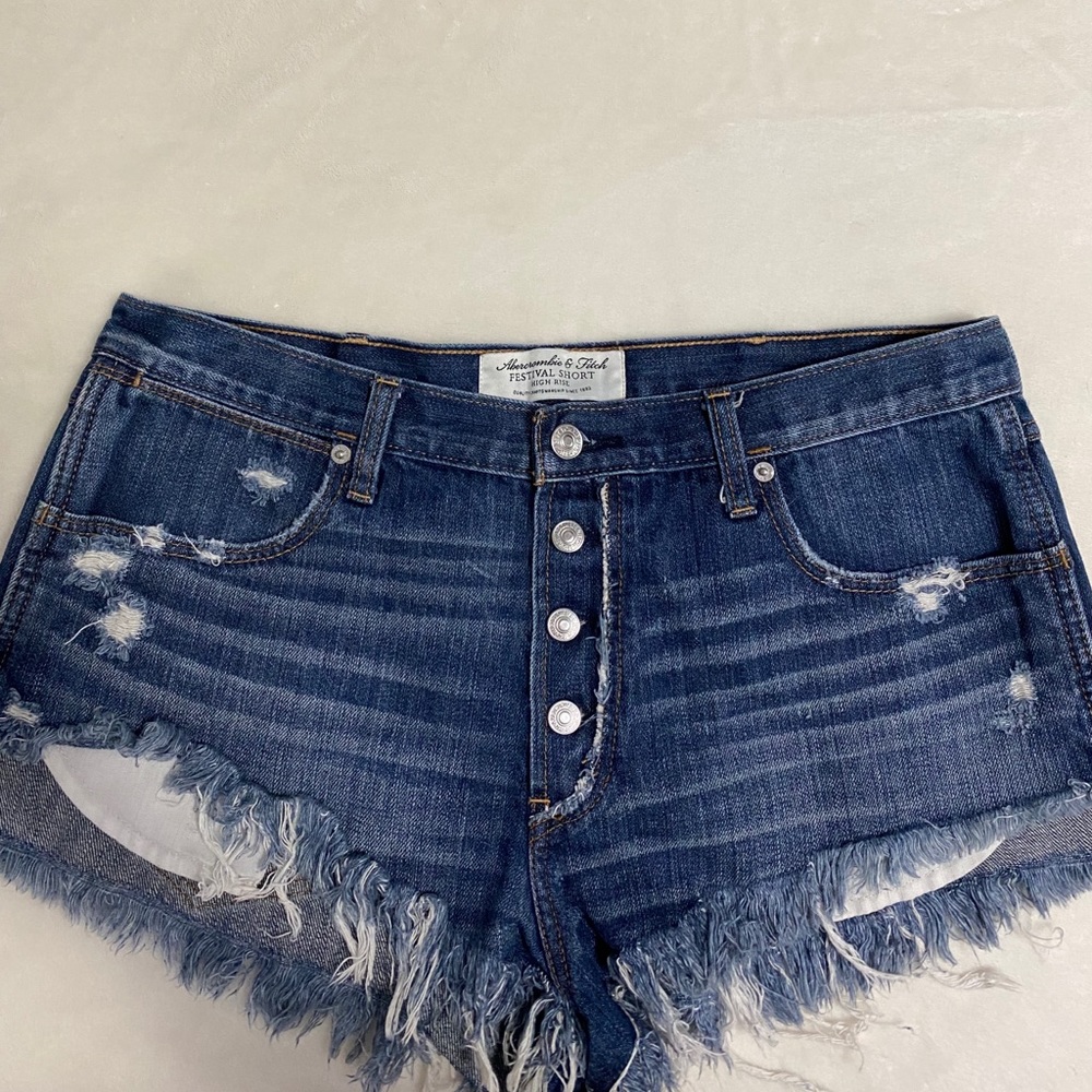 Abercrombie festival shorts